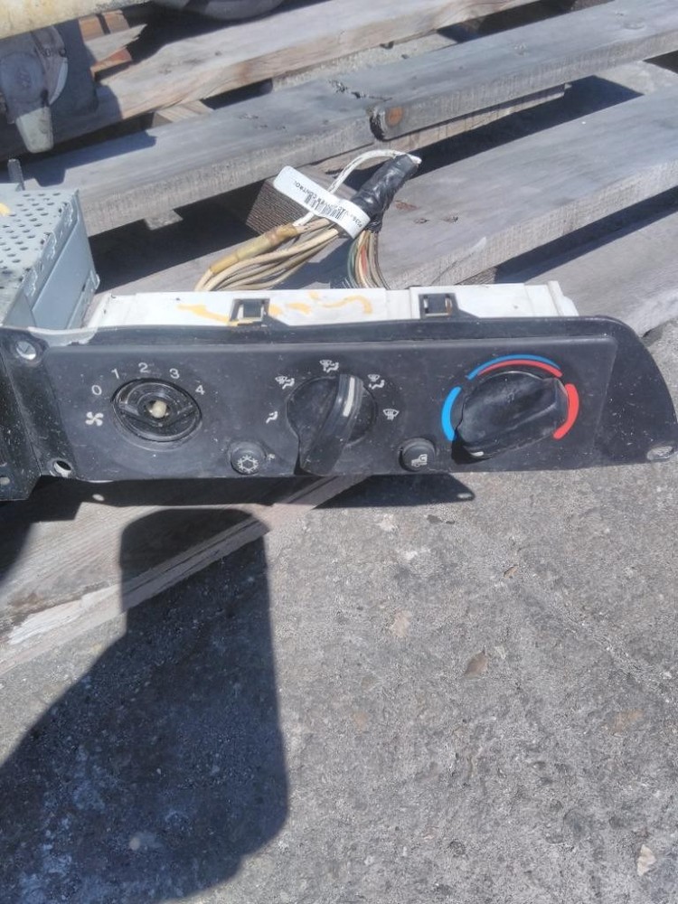 Replaces 2017 PETERBILT 320 TEMPERATURE CONTROL , FL