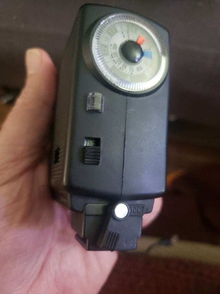Vivitar Auto 252 vintage camera flash
