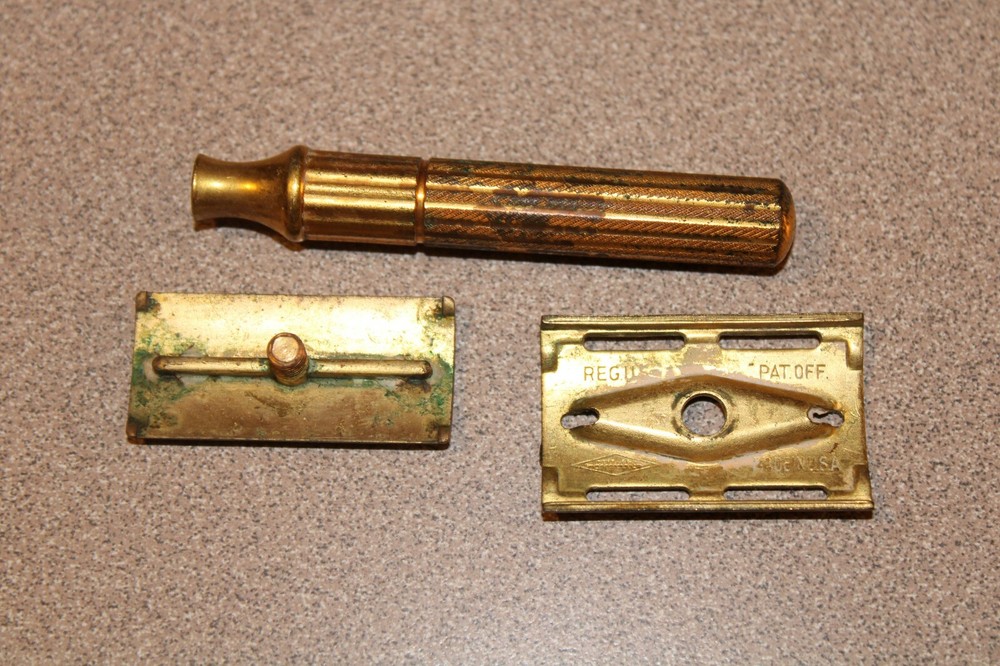 Vintage GILLETTE Gold-Tone Safety Razor No Date Code
