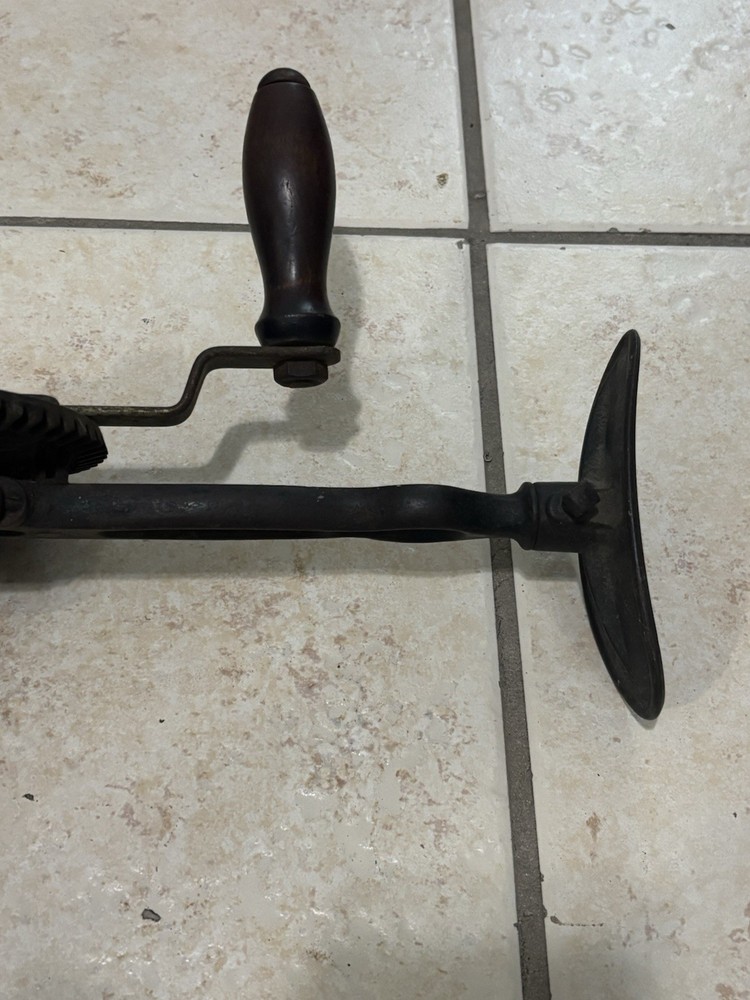 Antique Millers Falls Hand Drill/Breast Drill