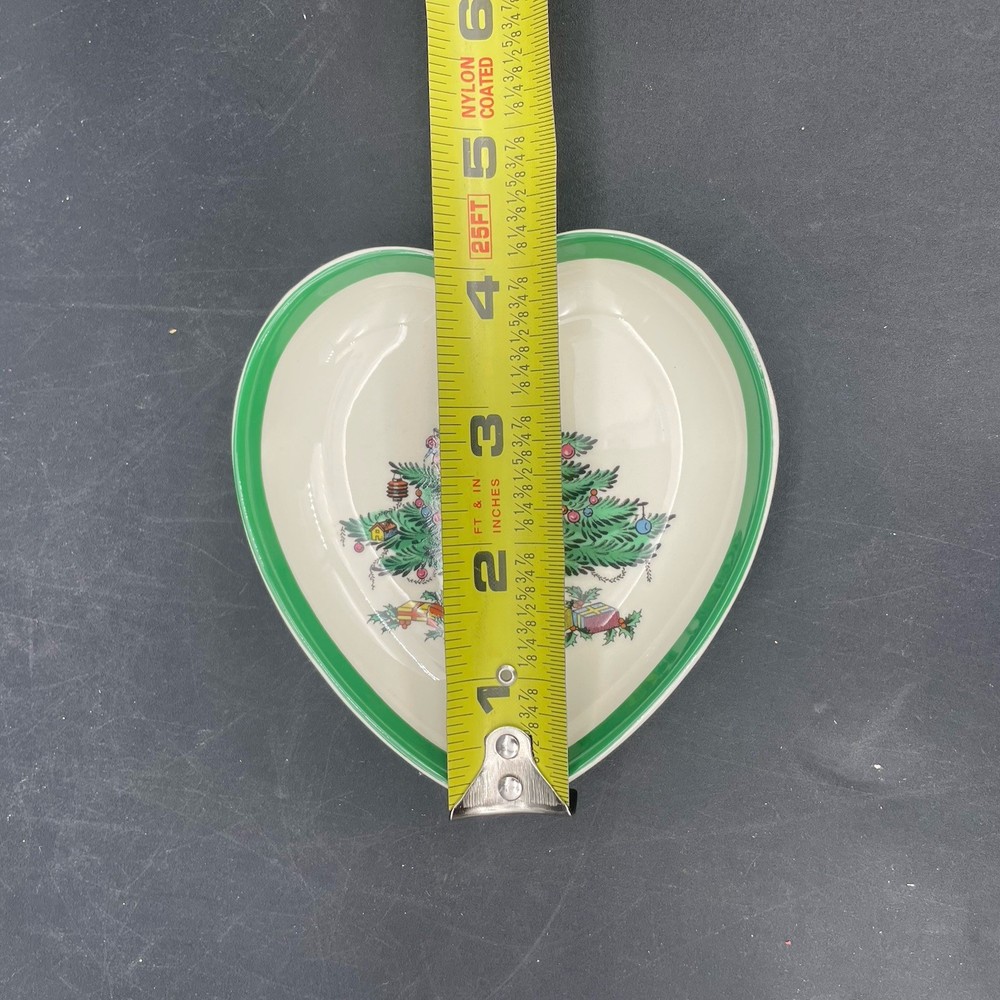 Spode Christmas Tree Heart shaped Dish w Box