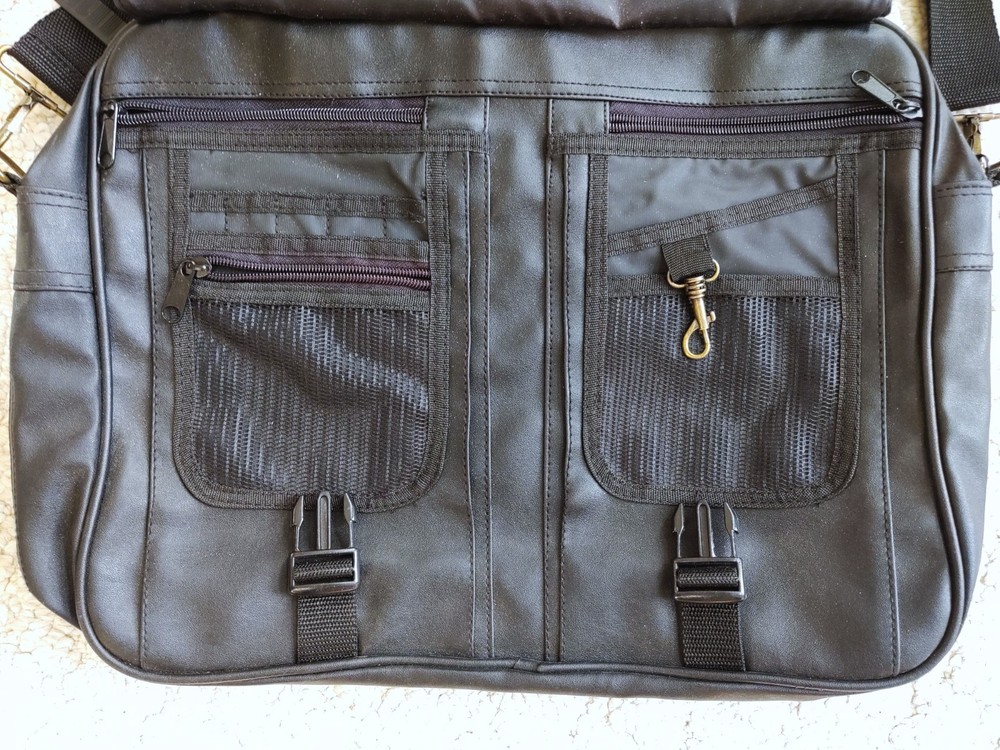 VTG LEATHER MESSENGER BRIEFCASE