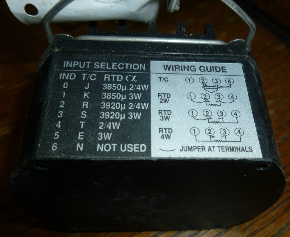 Wilkerson Instrument Co. 2-Wire Transmitter TW9800D New Surplus