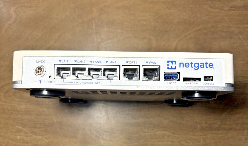 pfSense Netgate 3100 Security Gateway VPN Firewall Router - White
