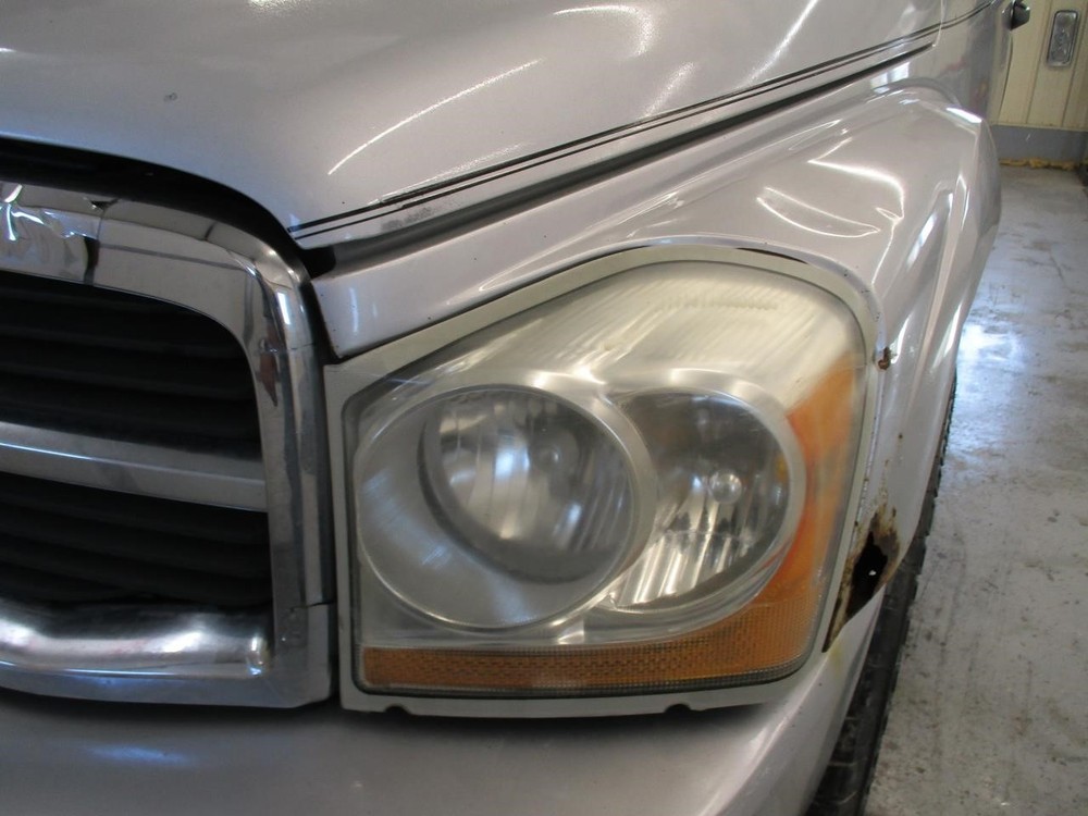 Used Headrest fits: 2005 Dodge Durango Grade A