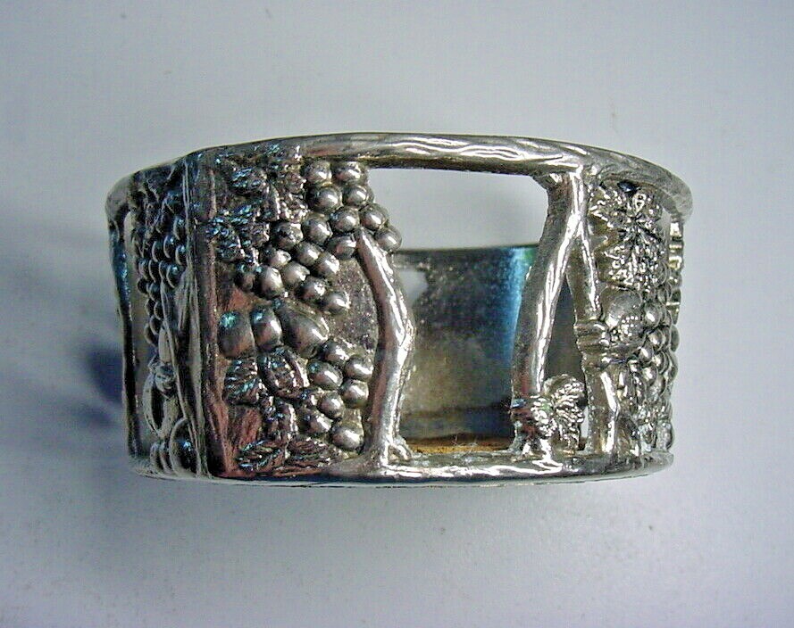 Wine Coaster - Silver Plate on Cast Metal - Grape & Flora Design