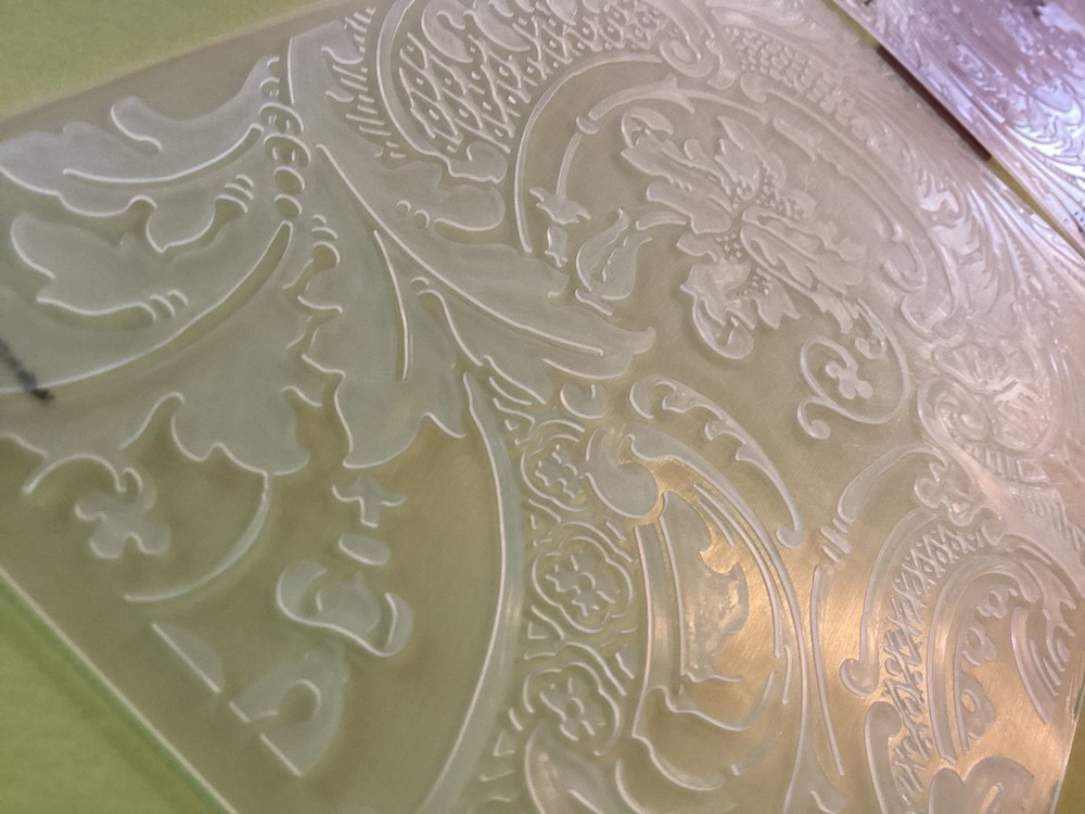 Anna Griffin Acanthus Embossing Folder 5x7