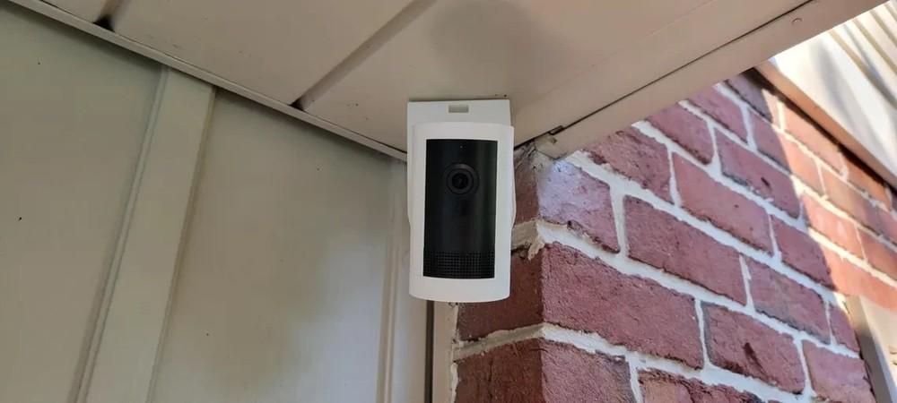 Ring Outdoor Cam Plus Mount, Ceiling, Wall, under Eaves, Wall, Post