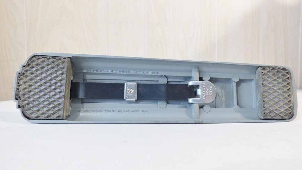 VTG Swingline 27 Stapler Machine Age Desktop Mid-Century Gray Script Logo Works