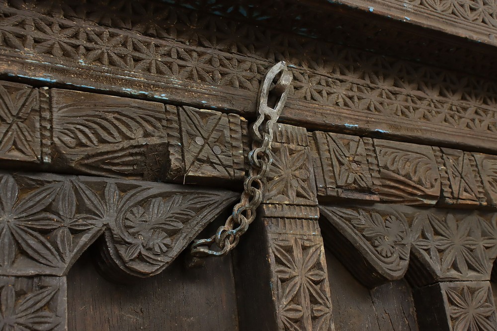 Indian Architectural Salvage Carved Temple Doors & Frame #52039