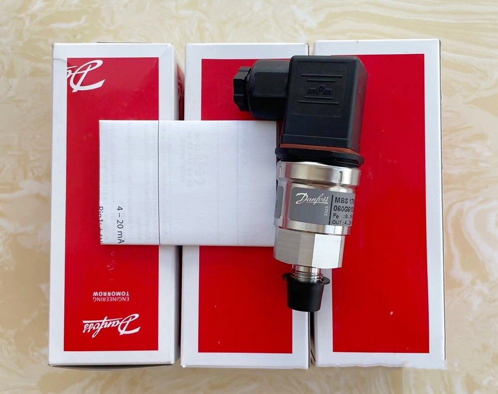 1PC Danfoss MBS1700 060G7638 Pressure Transmitter