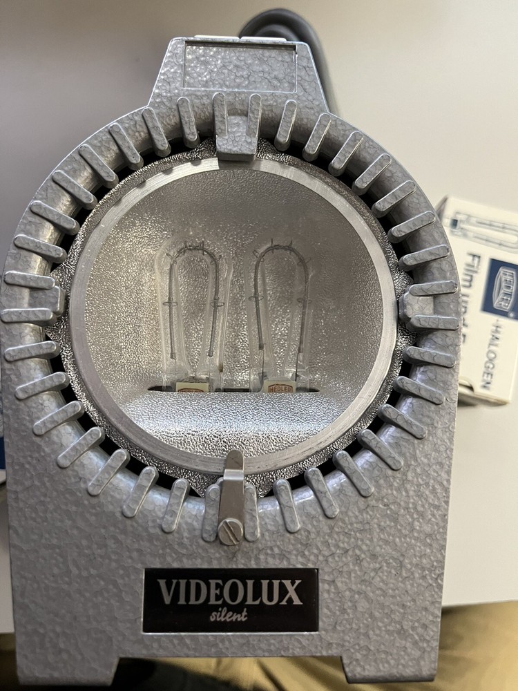 Videolux Silent Halogen Light w/ Handle W. Germany