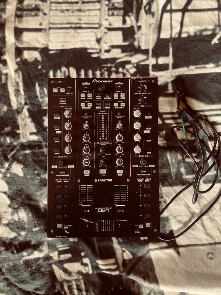 Pioneer DJM T-1