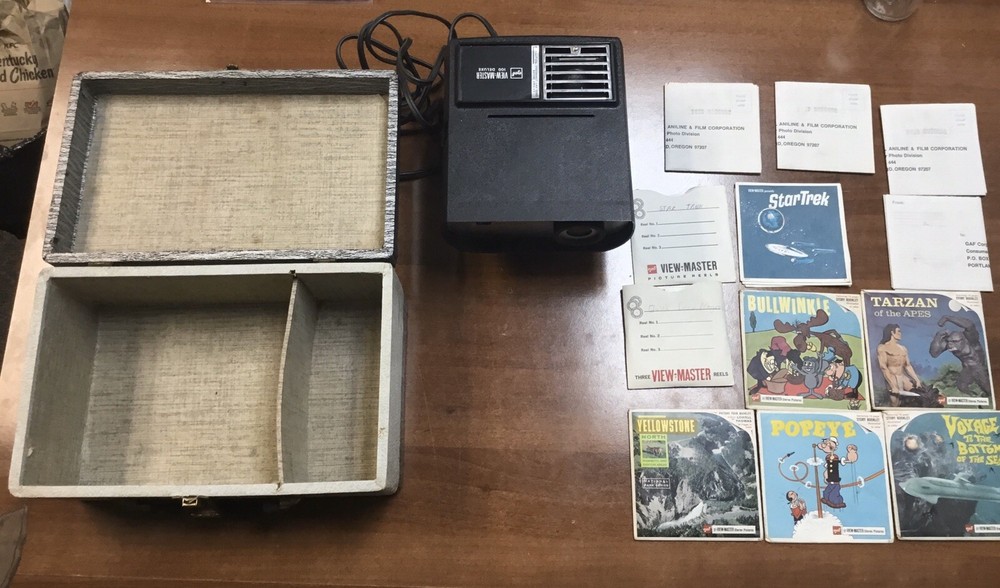 Gaf Viewmaster 100 Deluxe Projector With Case And Slides Works
