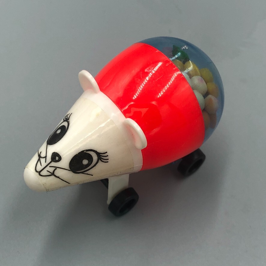 Vintage TOY MOUSE On Wheels Rolling CANDY CONTAINER Plastic Animal