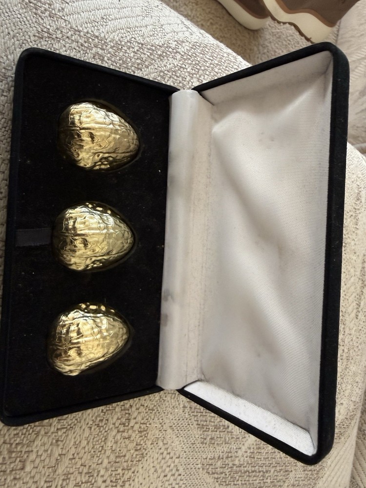 golden three shell game magic Vintage Super Rare