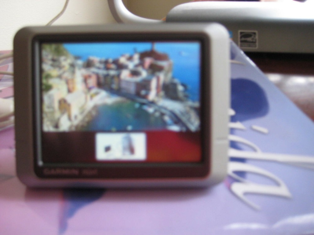 Garmin nüvi 200 Automotive Mountable