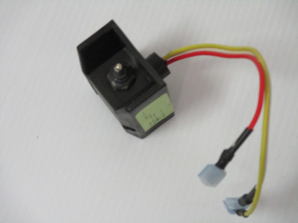 Maxon 264346 OEM Liftgate toggle switch