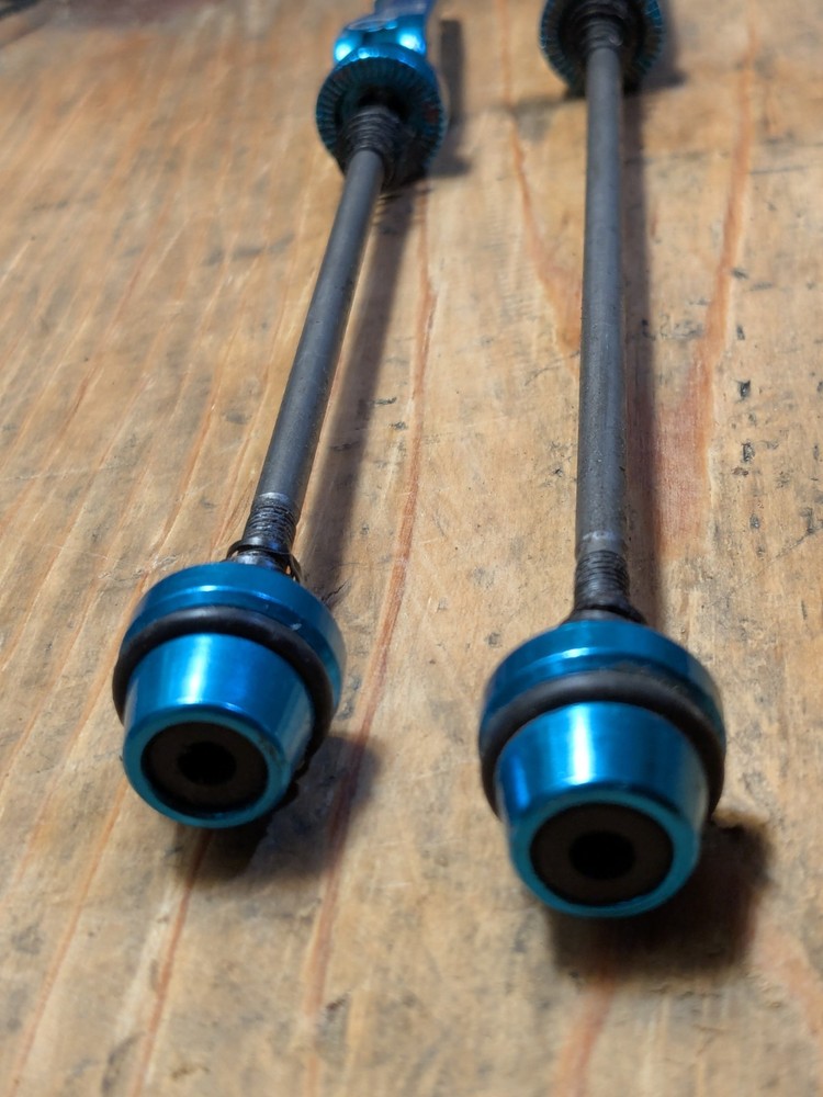 Q-STIX Comp Blue Anno Quick Release Skewer Set