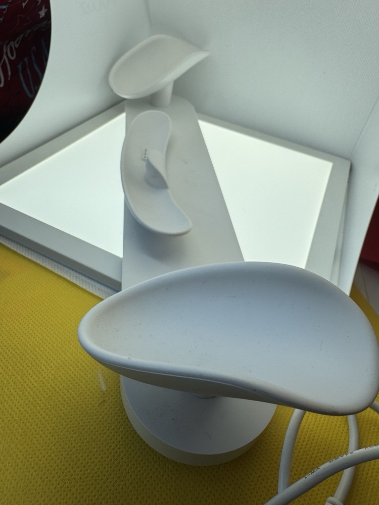 Official Meta Quest 3 Charging Dock W7Z - White