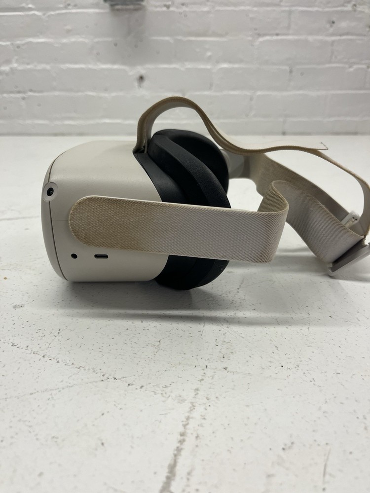 Oculus Meta Quest 2 Virtual Reality Headset Headset Only