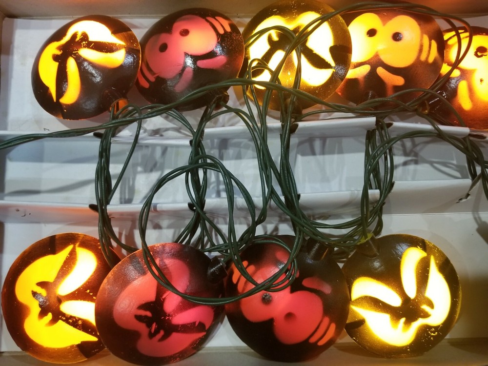 Vintage Eerie Eyes Halloween 10 String Light Set Ghost Collins Lights