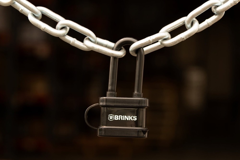 Brink's Weather Resistant 40mm Laminated Steel Padlock
