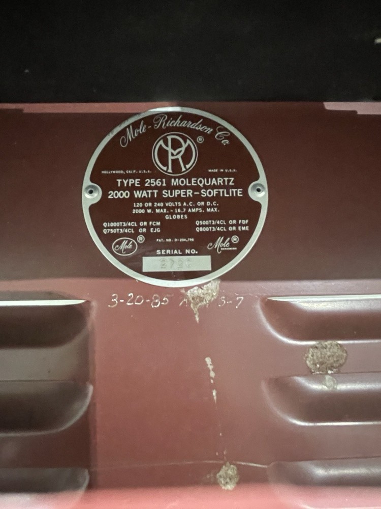 Mole Richardson Molequartz Softlite Type 2561 W/ Rolling Folding Stand Rare Find