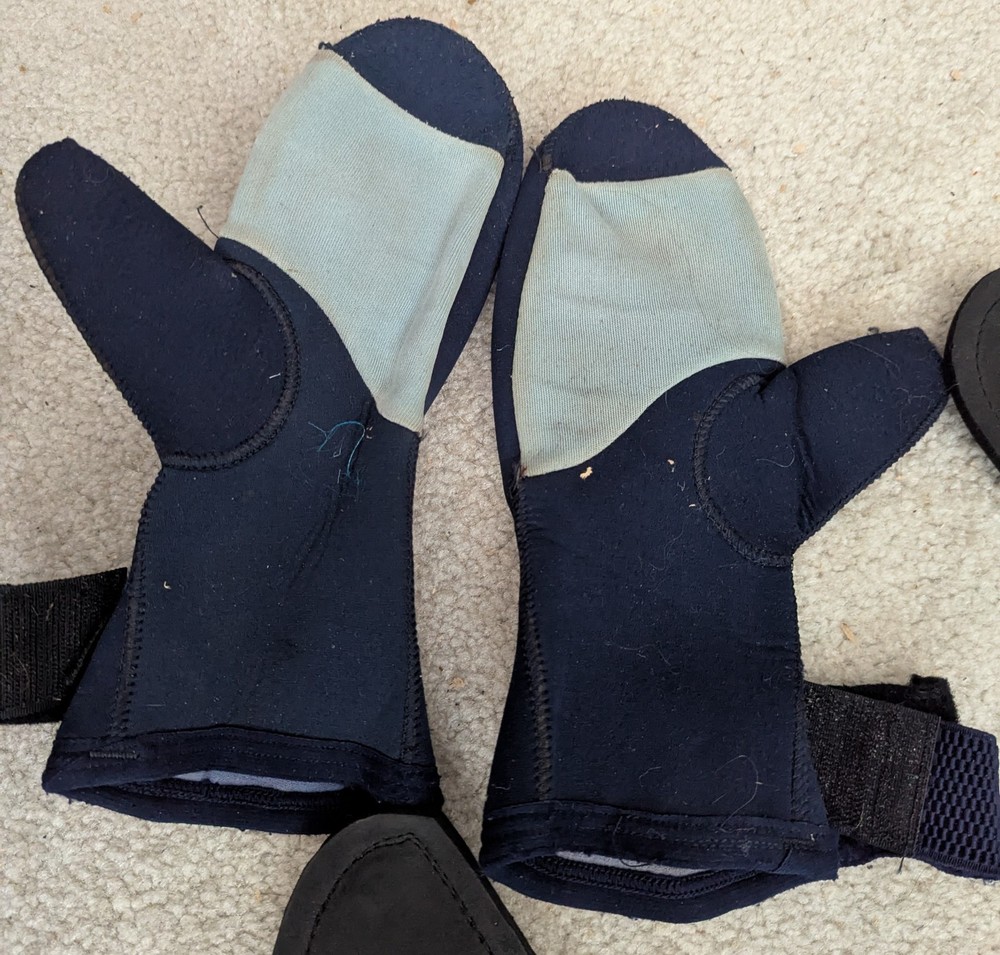 Bare cold water windsurf water sport mitts - mens medium
