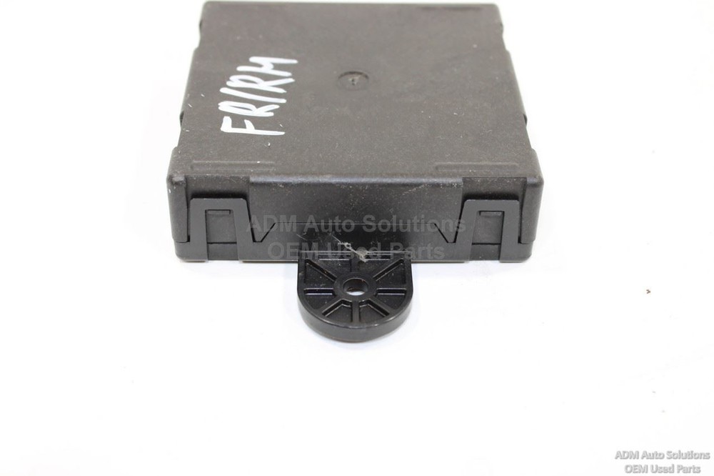 2019-2024 RAM 1500 CREW CAB RIGHT DRIVER FRONT DOOR CONTROL MODULE OEM NEW STYLE