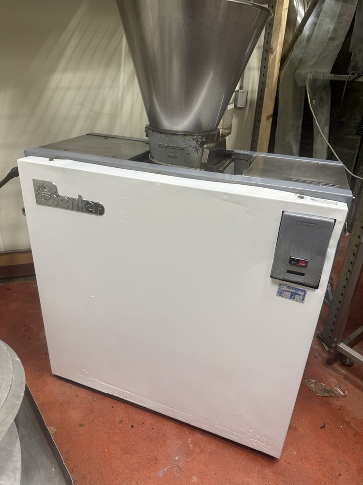 Benier Dough Divider