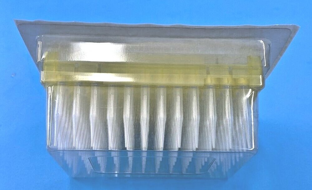 BrandTech Pipette Tips 200 ul Filtered 10 Racks with 96 Tips Each