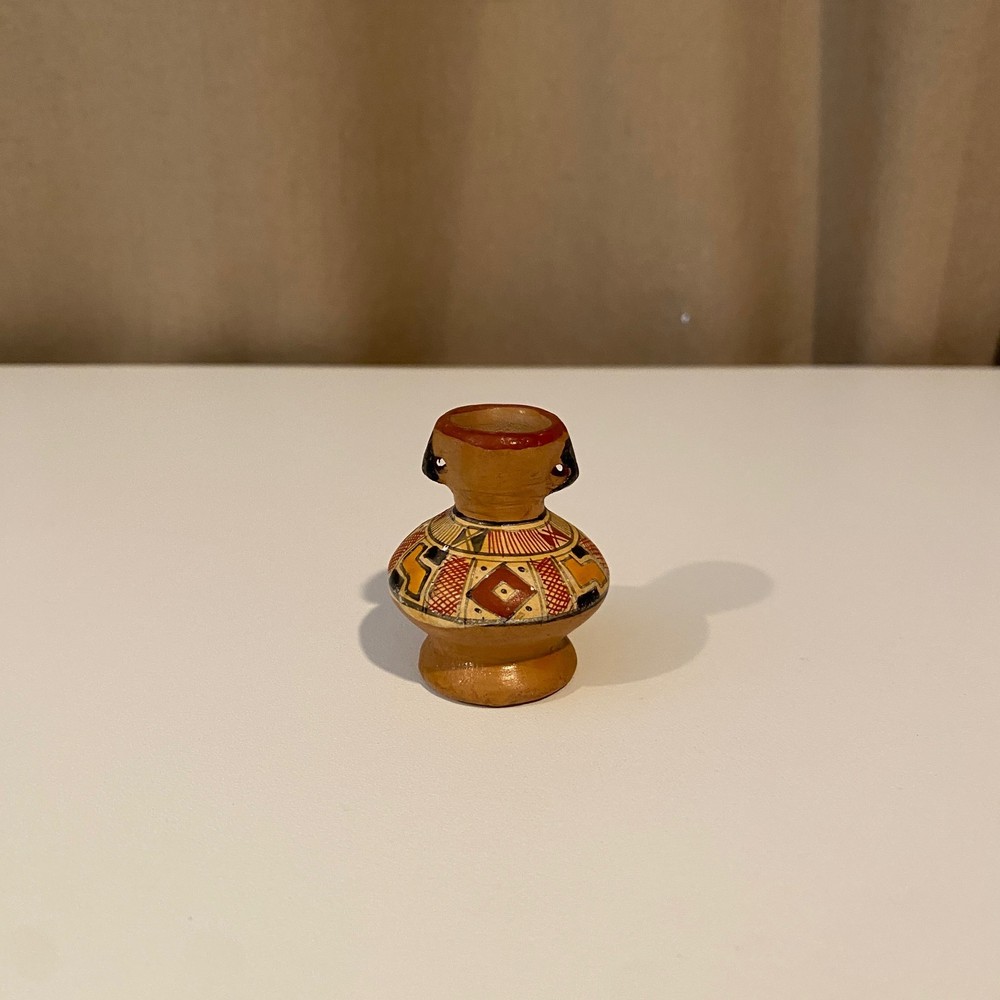 VASE, Traditional Peruvian Pottery Design, Cusco, Peru