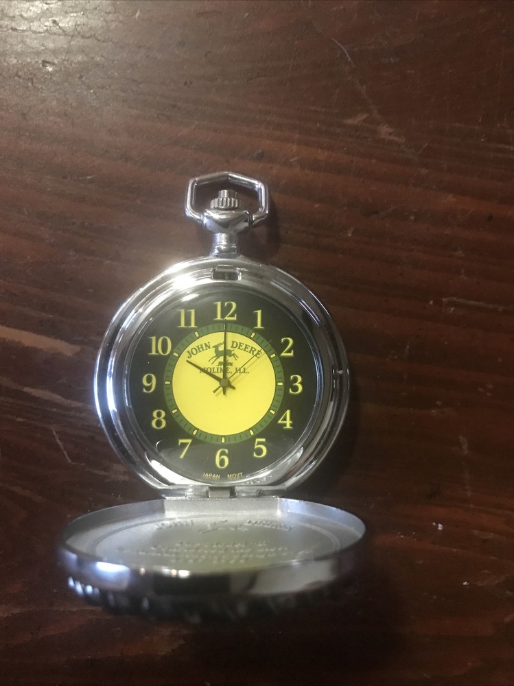 GREAT SHAPE Franklin Mint John Deere Pocket Watch Tractor Model R