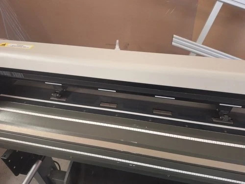 Mutoh Valuecut 62" Cutting Plotter Version 1.7
