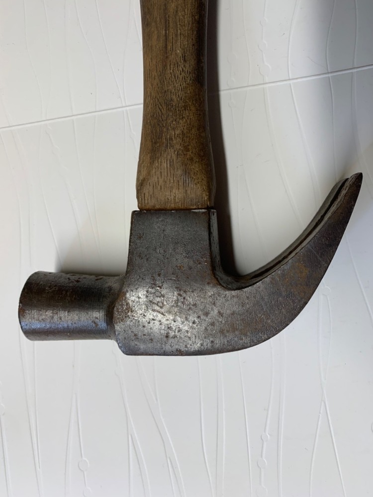 Vintage Philadelphia Tool Co. (Script Logo) 32 oz. Large Claw Hammer Head