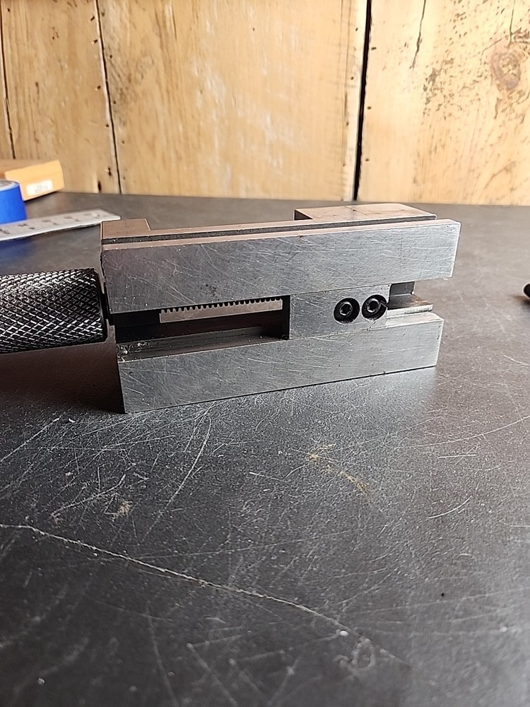 Precision machinist vise