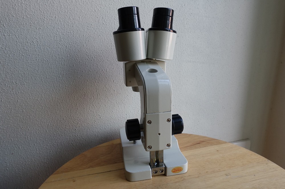 VIXEN SL-30 Micro-Boy Stereo Microscope