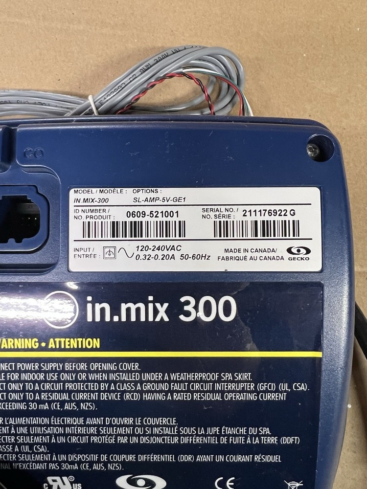In.mix 300 Gecko Light Controller