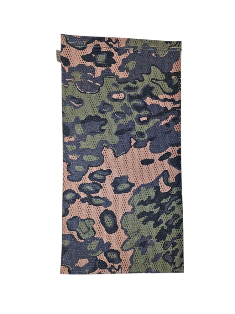 Neck Gaiter Oak Leaf Spring