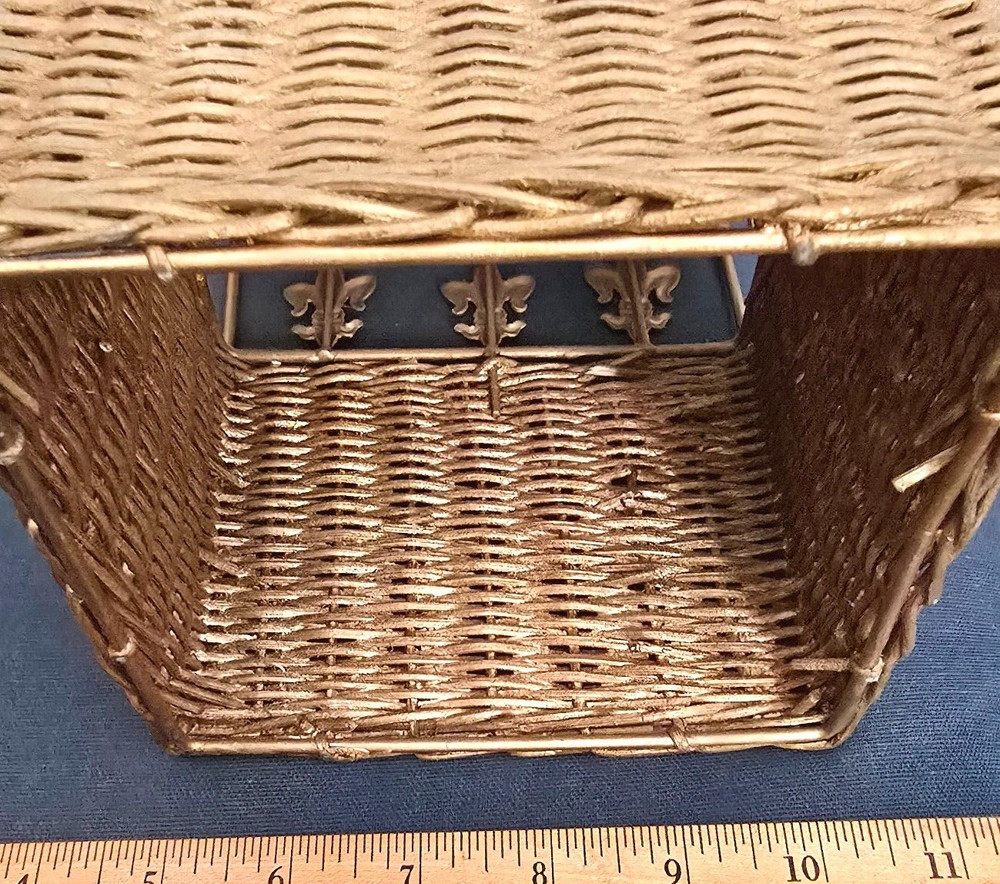 Straw Bar Style Fleur-de-lis Kleenex Tissue Box Cover