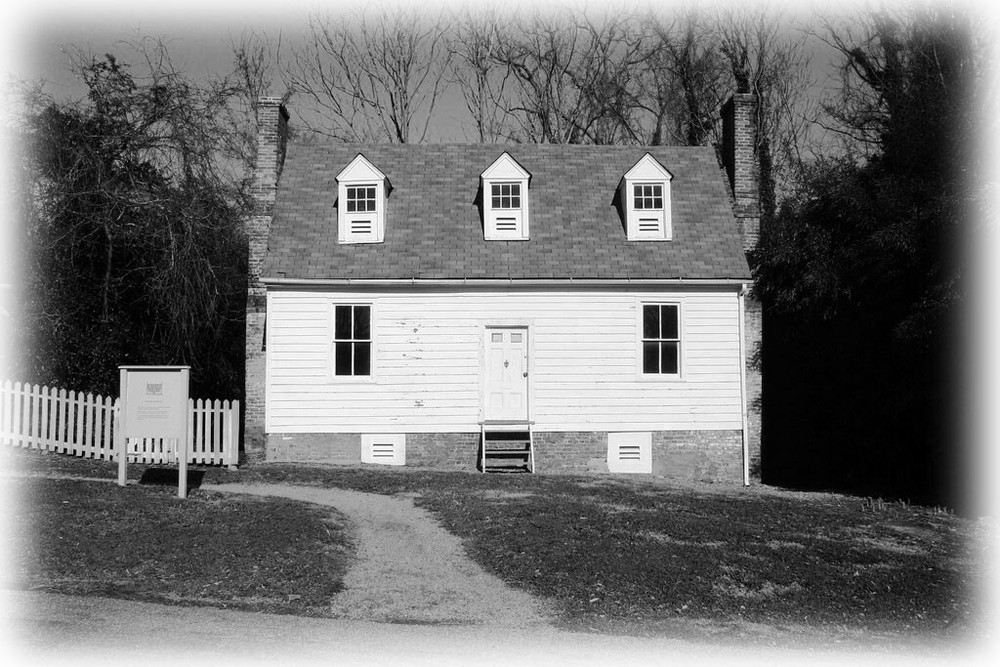 Colonial Williamsburg Timber Framed Cottage - Printed Architectural Plans