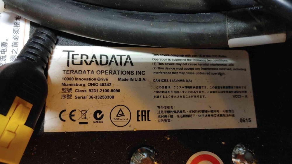 42U TeraData Fully Enclosed Rolling Server Rack Cabinet 36-33253308