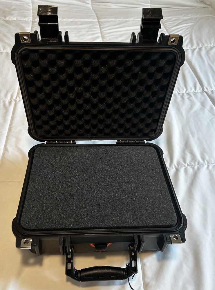 Apache 2800 Weatherproof Protective Case. Medium. BLACK. NWT. Firearms. Cameras.