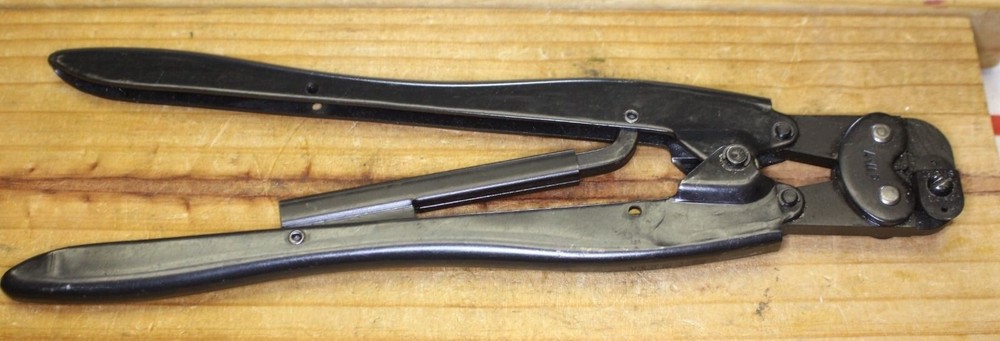 AMP Inc 90050-1 CRIMP TOOL 20-16 TYPE I