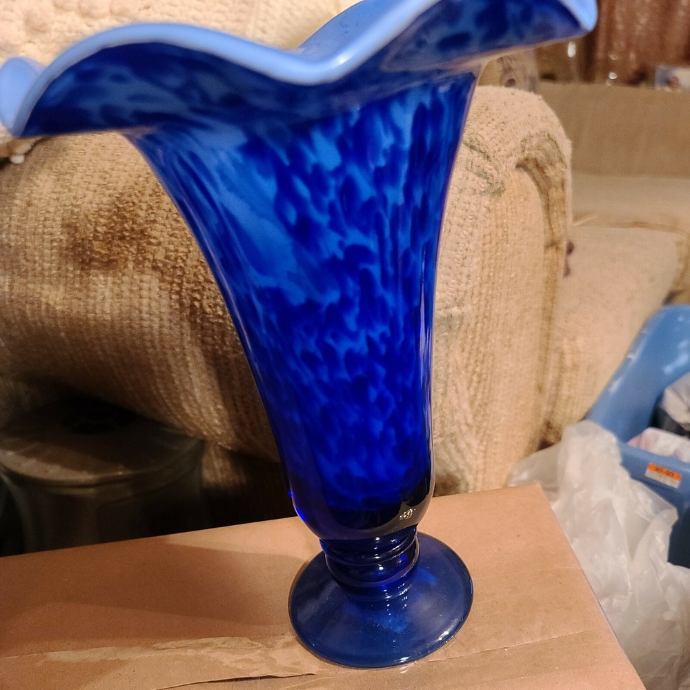 Mixed Blue Lily Vase Made In China