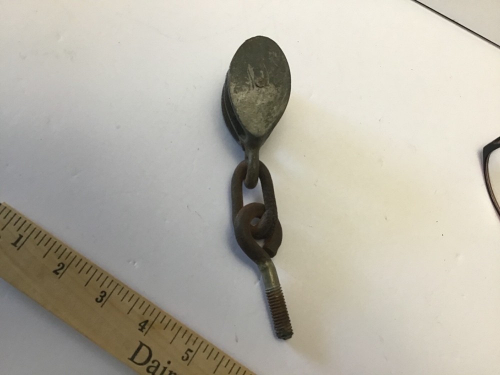 Vtg.Pulley Block &Tackle helps With Lifting