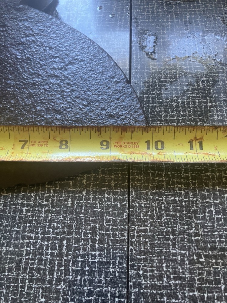 VINTAGE BROAD AXE , HEWING Axe