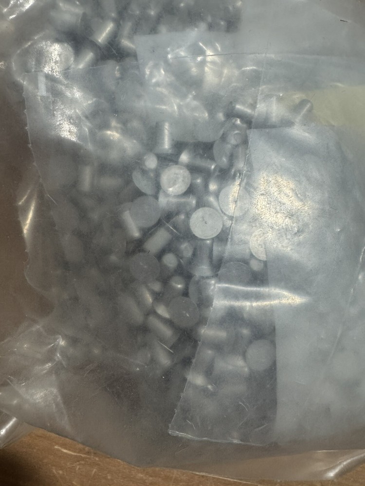 BACR15BA5D5 RIVET 2000PC