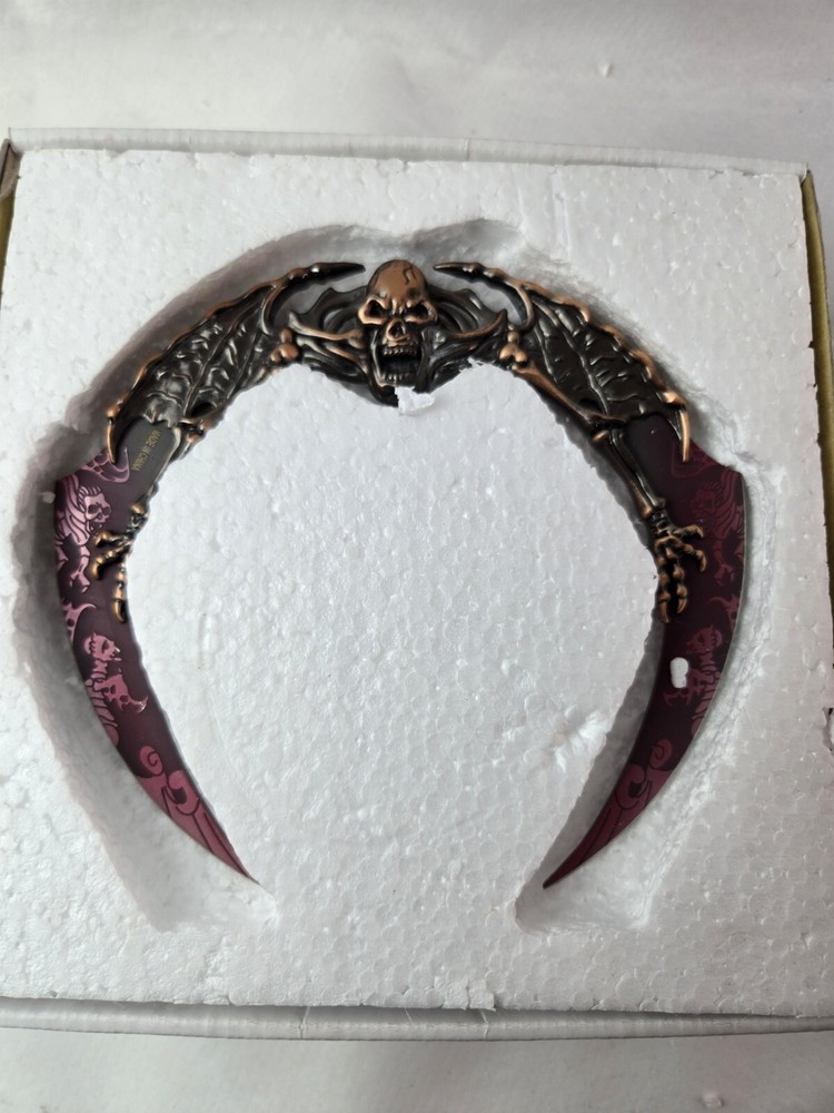 6” Waning Blood Moon Skull Dagger